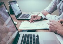 Forex Market Narratives: How to Read Currency Moves Without Falling for Noise Forex market narratives can help traders filter noise, compare data, and understand what is really driving currency moves.