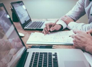 Forex Market Narratives: How to Read Currency Moves Without Falling for Noise Forex market narratives can help traders filter noise, compare data, and understand what is really driving currency moves.