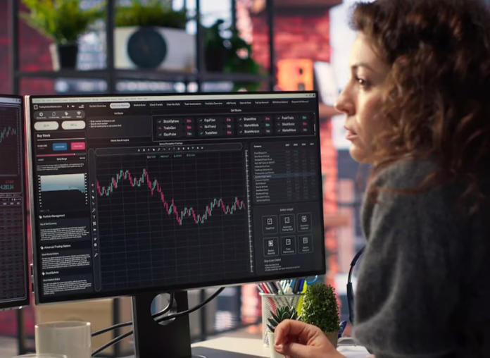 Learn the psychology of a forex trader, including emotional control, discipline, and risk management. Improve trading performance with the right mindset.